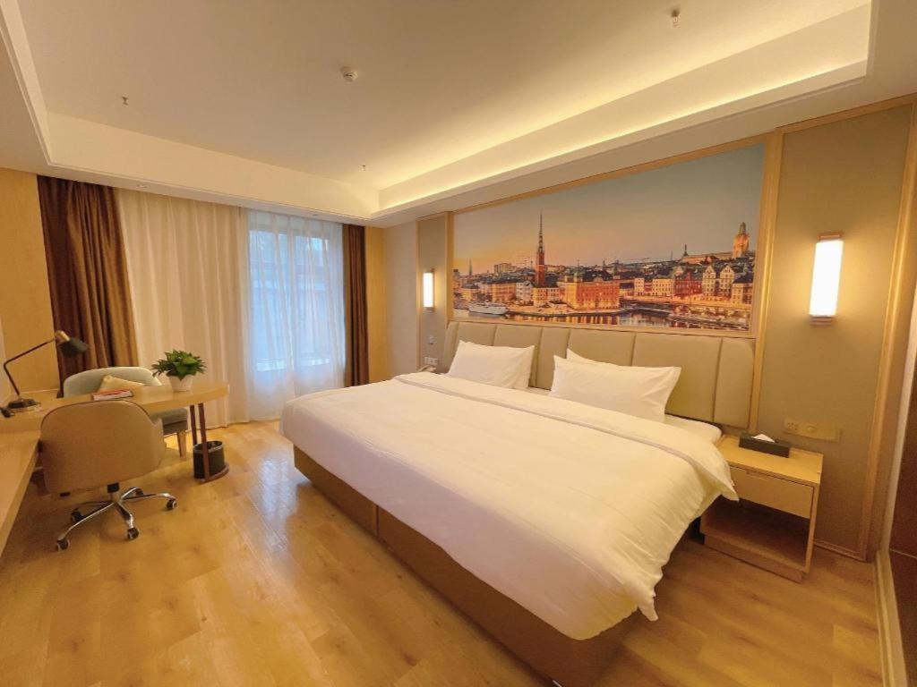 Vienna Hotel Sichuan Hejiang Yangtze River Bridge Луджоу Екстериор снимка