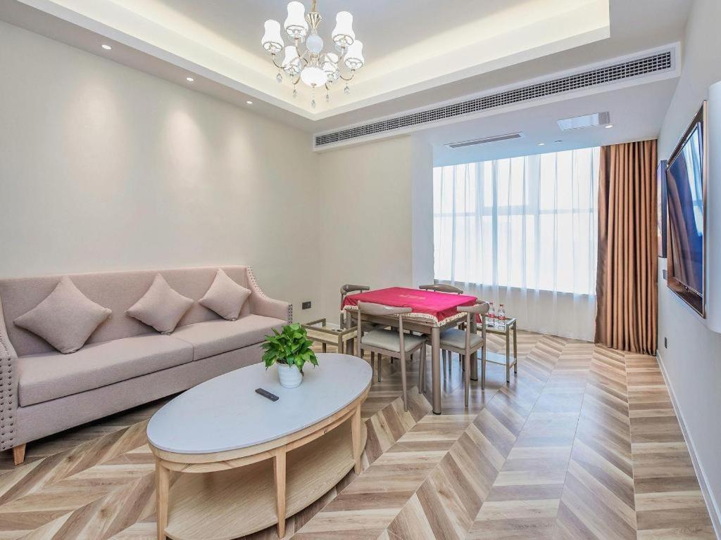 Vienna Hotel Sichuan Hejiang Yangtze River Bridge Луджоу Екстериор снимка