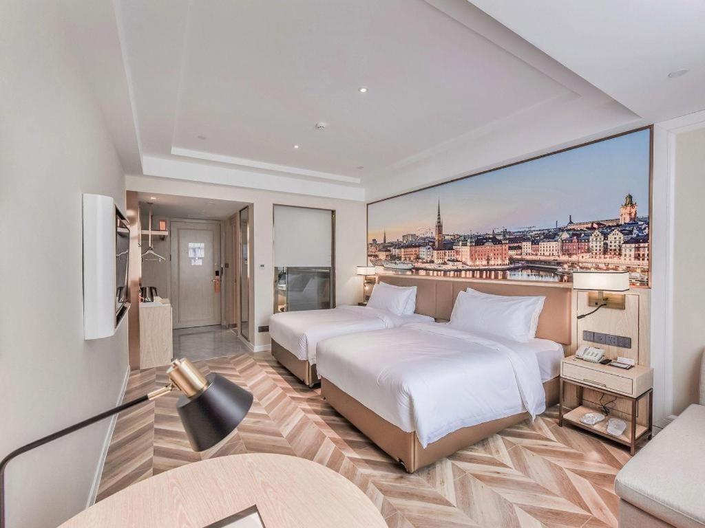 Vienna Hotel Sichuan Hejiang Yangtze River Bridge Луджоу Екстериор снимка